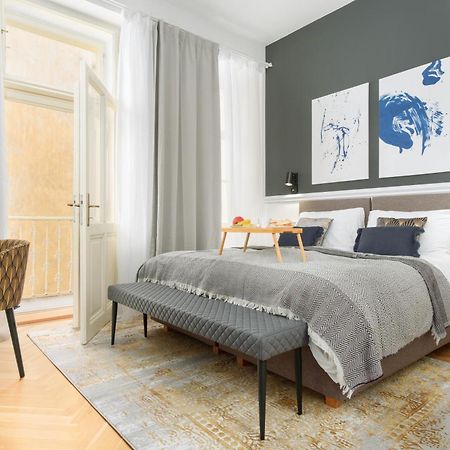 Stru House By Prague Days - Luxurious Apartments Next To National Theatre المظهر الخارجي الصورة